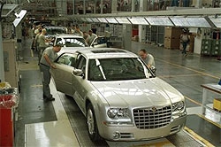 В США производители массово отзывают автомобили