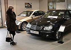 Повышение тарифов на иномарки не спасет российский автопром