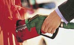 Цена за бензин не вырастет до 30 рублей за литр