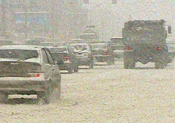 На дорогах Москвы сильно затруднено движение