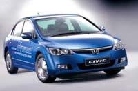 Honda разрабатывает дешевый гибридный автомобиль