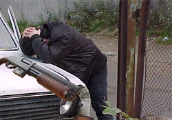 Пьяный водитель чуть не застрелил милиционера