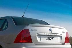 Peugeot начинает выпуск 307 модели с кузовом седан