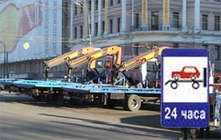 Власти Москвы закупят дополнительные эвакуаторы