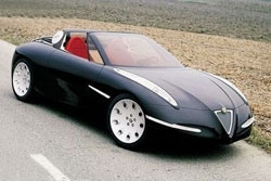 На шоу в Турине представили новый Alfa Romeo LF