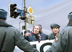 Митингующие вытеснят авто из центра столицы