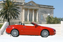 Alfa Romeo Spider признан самым красивым автомобилем