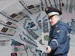 Сотрудникам ГИБДД разрешили штрафовать на дороге