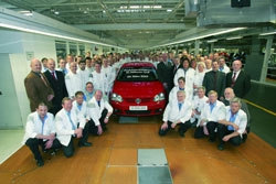 Volkswagen выпустил юбилейный Golf
