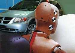 Chrysler отзывает неисправные мини-вэны
