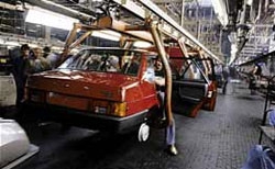 Рабочие остановили главный конвейер АвтоВАЗа