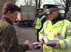 За неуплату налогов арестуют прямо на дороге