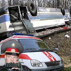 Автобус перевернулся из-за водителя-лихача