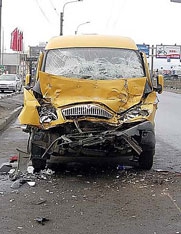 Водитель устроил две аварии за один день