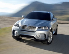 BMW начнет продавать в России гибридные авто