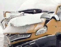 Маршрутка с пассажирами перевернулась на оживленной трассе