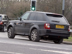 Заряженный Range Rover побил рекорд младшего брата