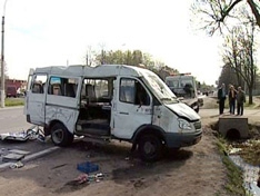 В Петербурге маршрутка попала в аварию
