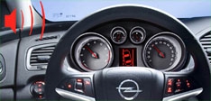 Opel Insignia проследит за знаками на дороге