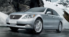 В Москве дебютирует седан Lexus LS 460