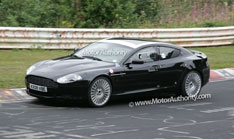 Aston Martin Rapide поступит на рынки прежде конкурентов