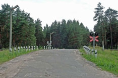 Автомобиль столкнулся с электричкой