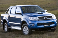 Toyota начинает продажи обновленного HiLux