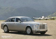 Rolls Royce надоело ездить на бензине