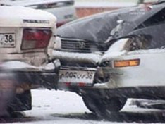На дорогах Москвы ожидается повышенная аварийность