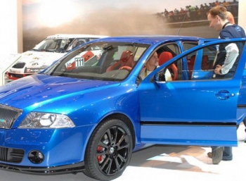 Skoda показала новую Octavia RS+ в Эссене