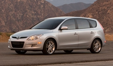 Hyundai объявил цены на Elantra Touring 