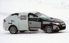 Megane Grand Tour проходит тесты