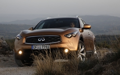 Infiniti бьет рекорды в России