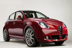 Alfa Romeo готовит премьеру новой модели 
