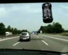 MINI Clubman взлетел в воздух