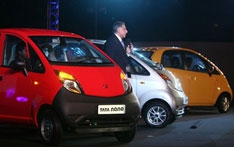 Tata принимает заказы на самое дешевое в мире авто
