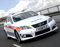 Полицейским приглянулся Lexus IS-F
