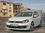 Шестой Golf GTI появился у дилеров 