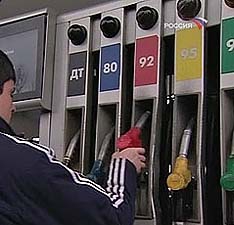 Цены на бензин продолжают расти
