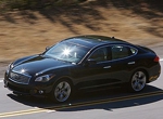 Новый Infiniti M испытывают на дороге