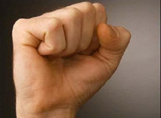 Помощник прокурора сбил и избил пешехода