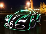 Культовые автомобили выставили в новом свете