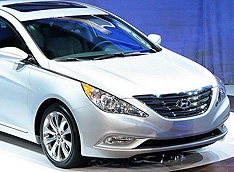 Sonata получила оригинальное лицо