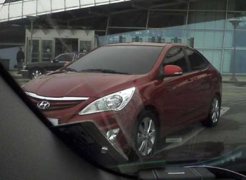 Новый Hyundai попался без маскировки