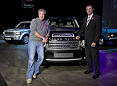 Миллионный Range Rover вручили Джереми Кларксону