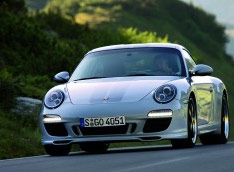 Немцы назвали Porsche 911 самым надежным авто