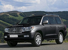 В РФ будут продавать уникальный Land Cruiser