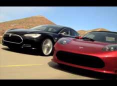 Совместный заезд Tesla Model S и Tesla Roadster