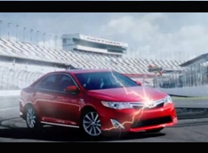 Новая Toyota Camry снимается в рекламе