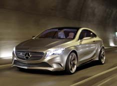 Новый A-Class едет в турне на Туманный Альбион